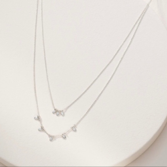 Stella & Dot | Ultra Delicate 2-in-1 SILVER Petal Necklace Set Retired - Picture 3 of 9